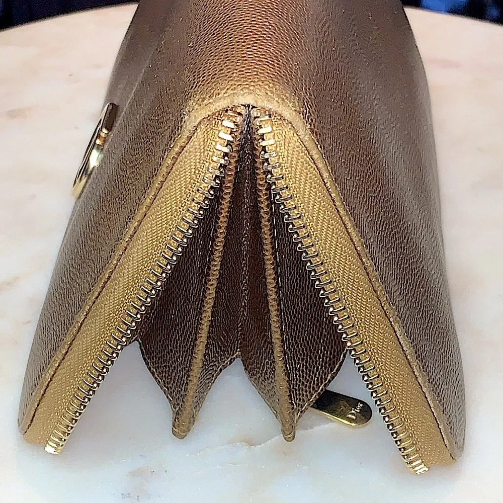 CHRISTIAN DIOR ZIPPY WALLET GOLD METALLIC MADE IN SPAIN